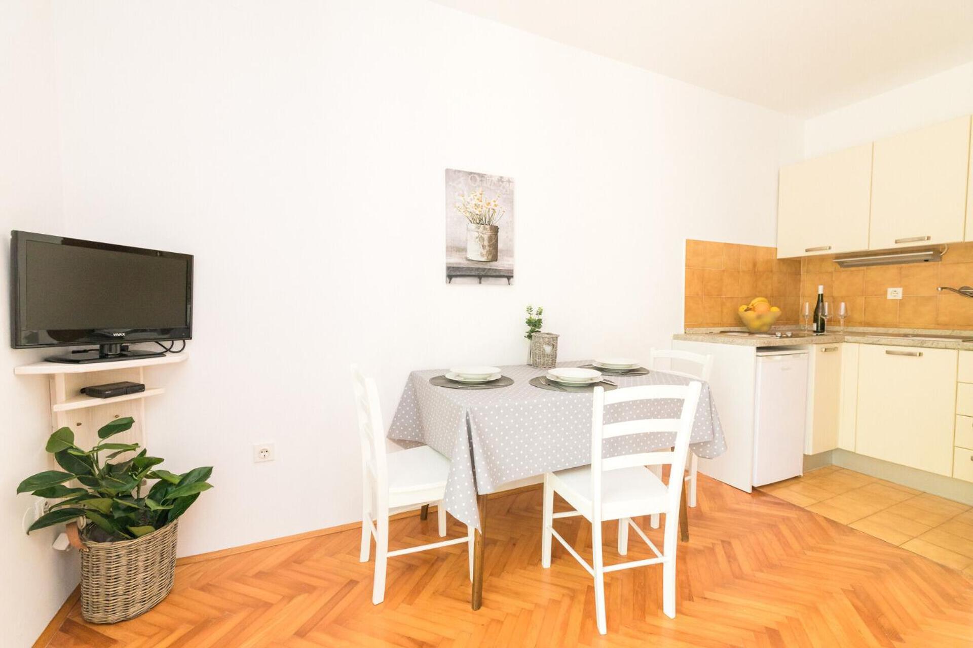 Apartments Seric Vrboska Eksteriør billede